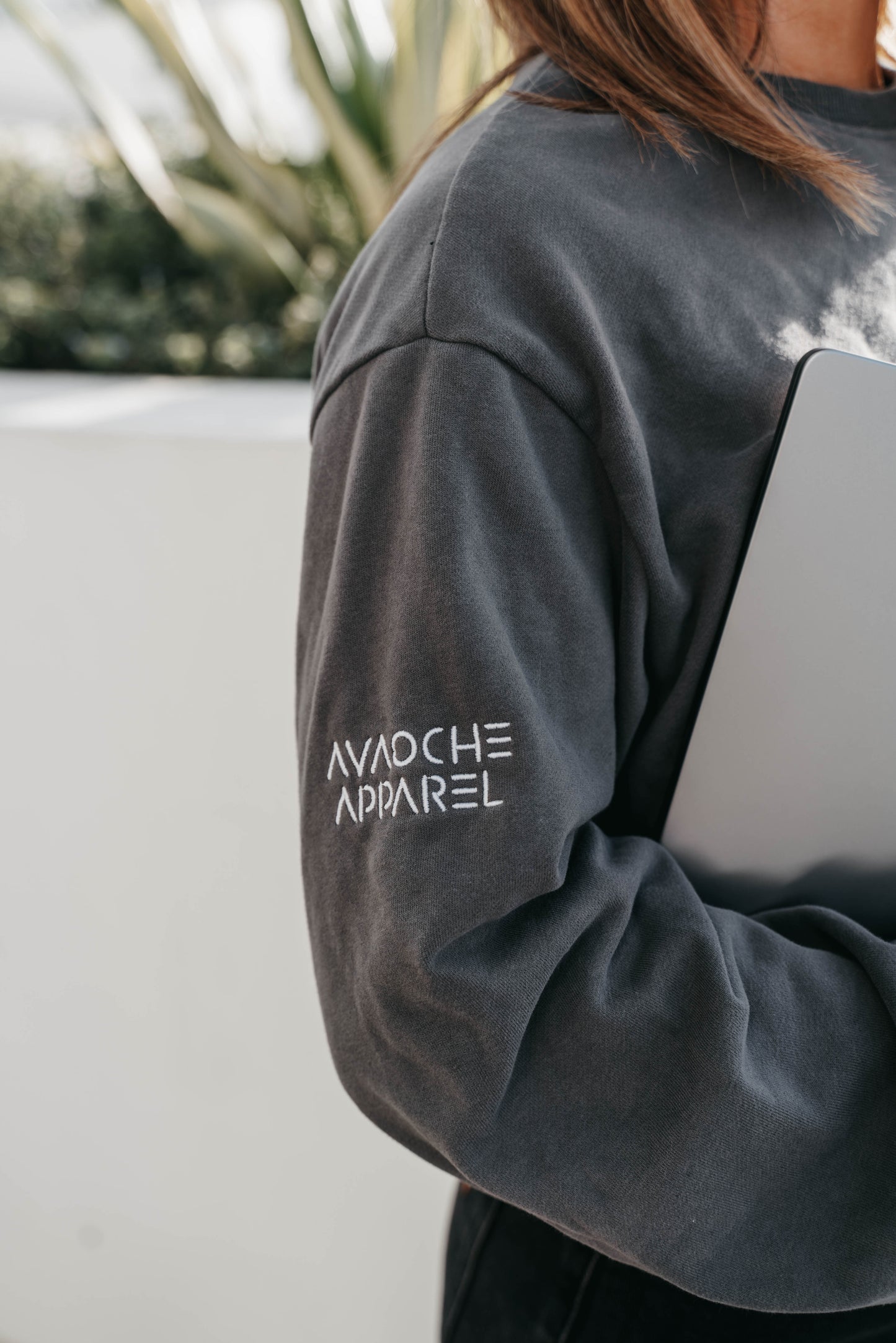 " JESUS IS KING " Women's Grey Long Sleeve Shirt