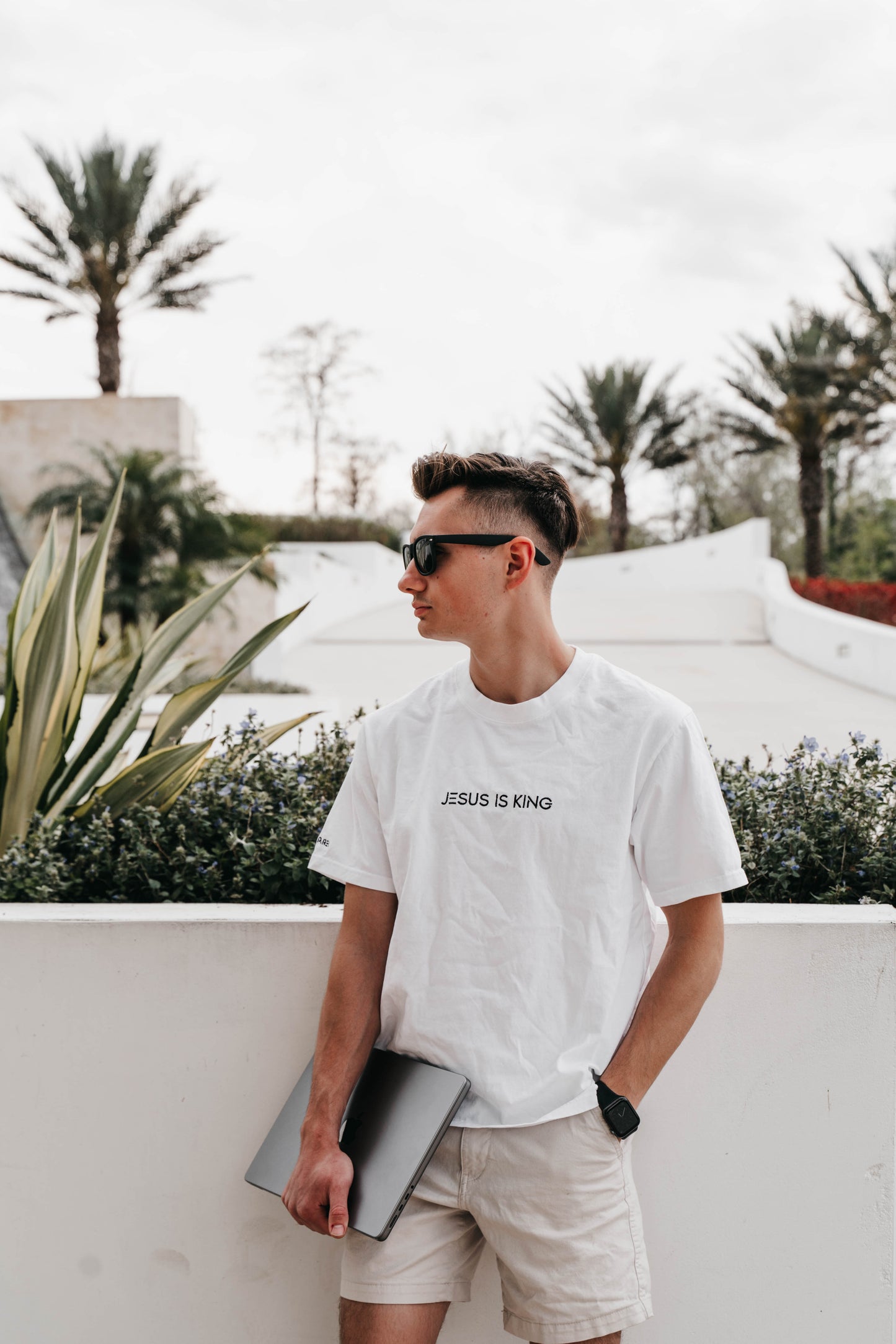 " JESUS IS KING " Men's White Short Sleeve