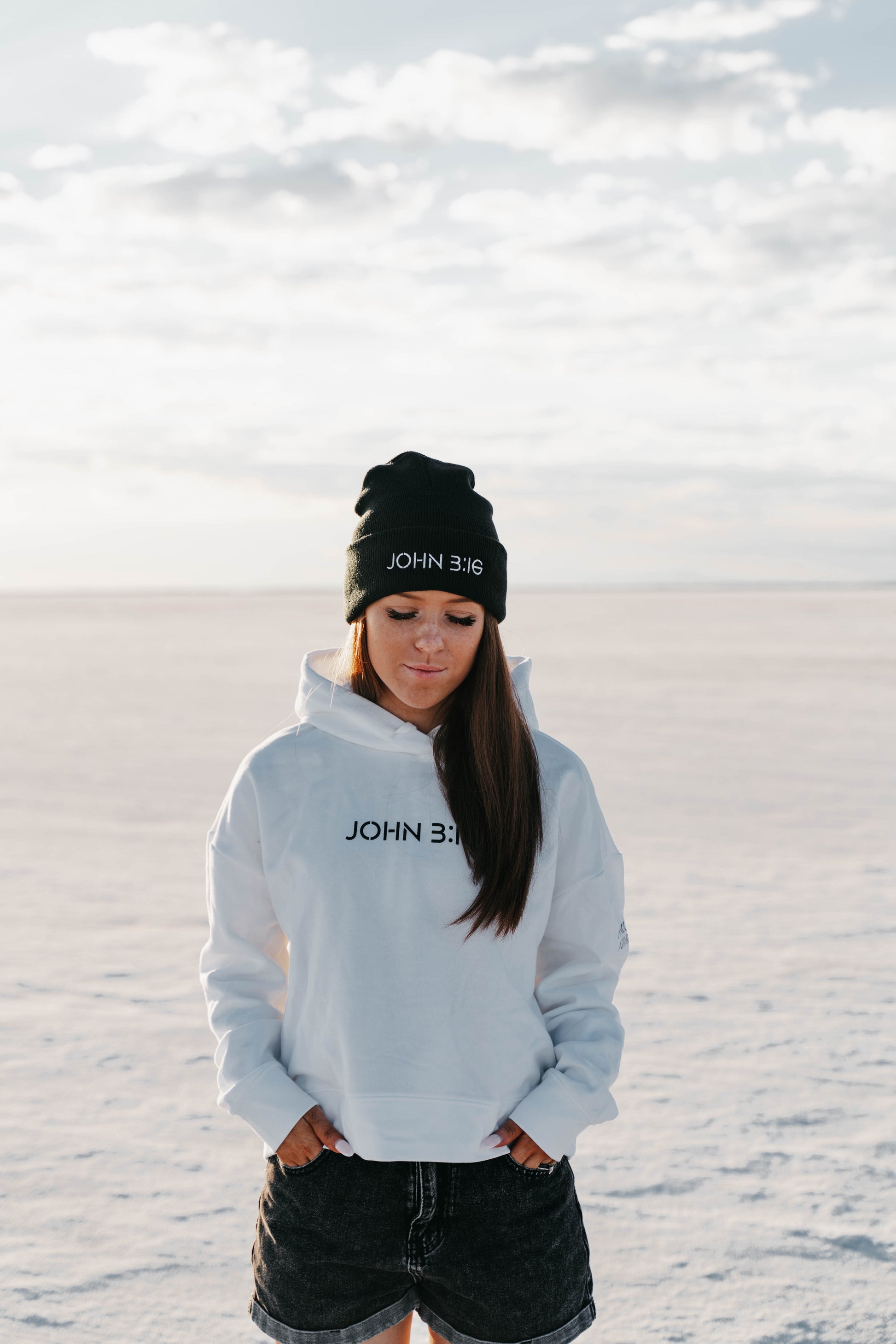 Christian hat with “John 3:16” embroidery – unisex faith-forward style