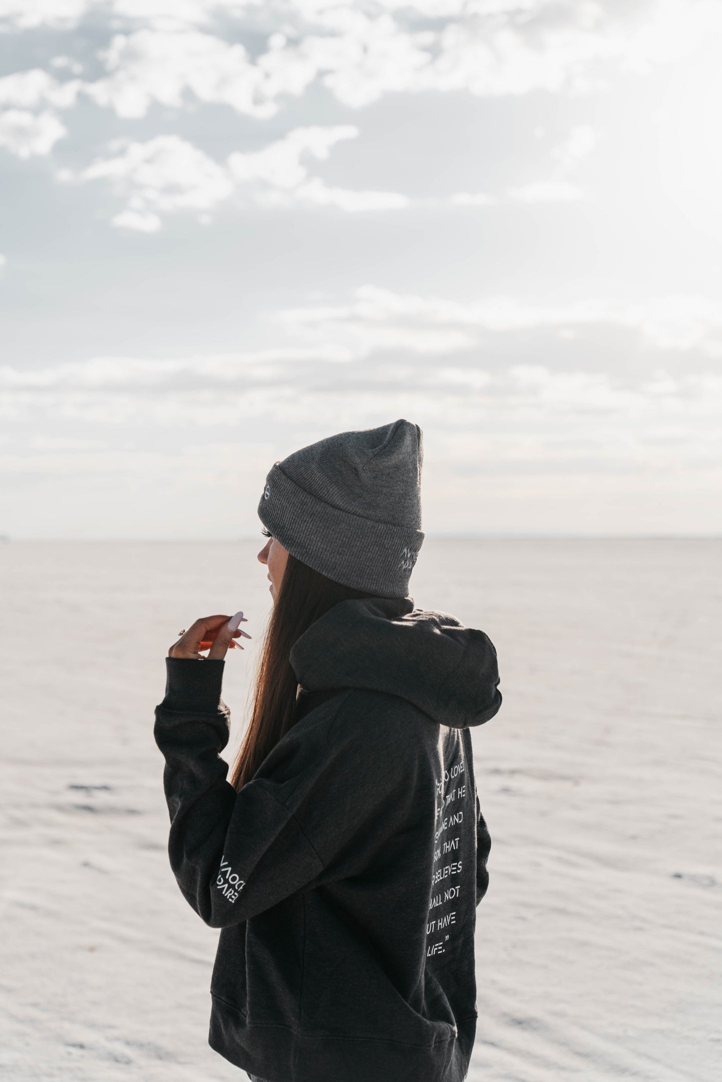 " JOHN 3:16 " Women's Grey Hoodie