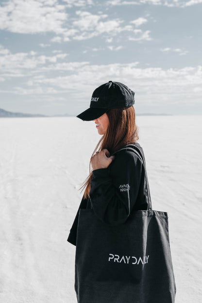 " PRAY DAILY " Grey Tote Bag